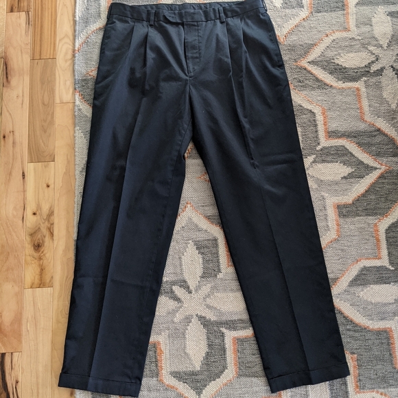 Jos A Bank Navy travelers collection pant - Picture 3 of 5
